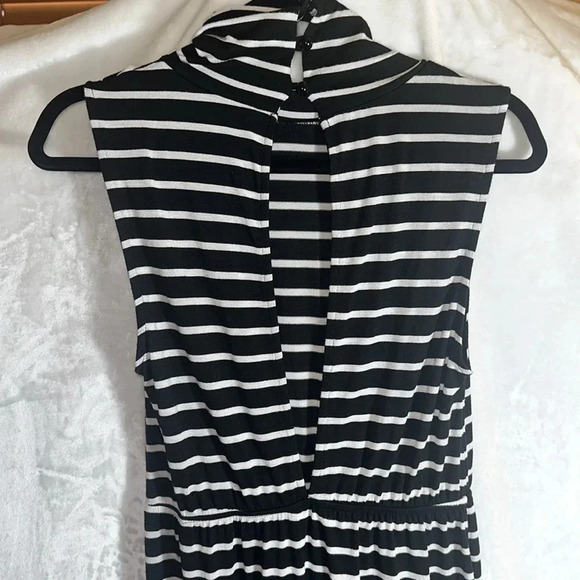 Very Cute Hi-Lo Dress - Picture 2 of 5